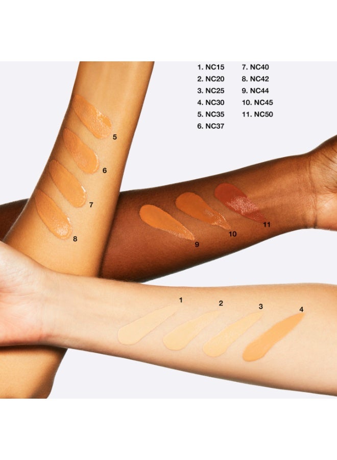 MAC Cosmetics Studio Water weight SPF 30 Foundation - NC25 - Image 4